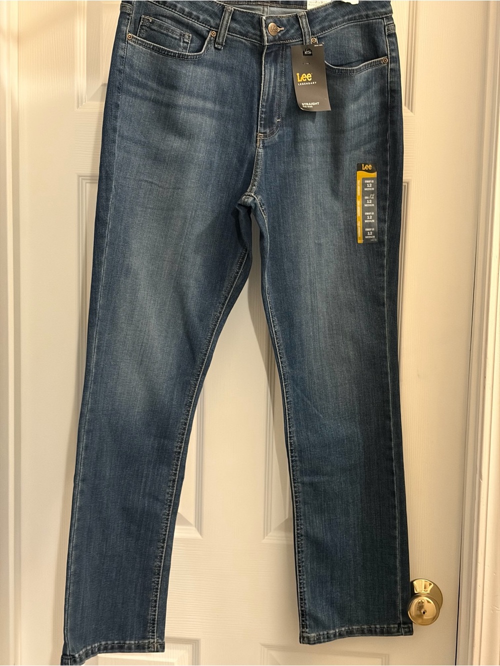 Lee Women’s Slim Straight Jeans in Medium Blue Wash